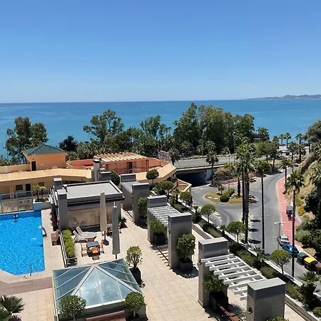Costa Del Sol Luxury 1-d Apartment